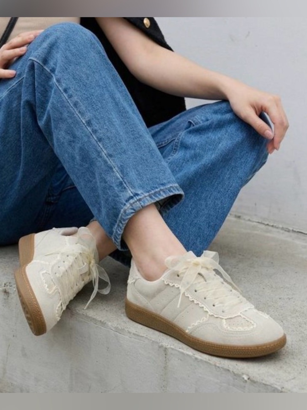 Cushionaire Belinda Sneaker